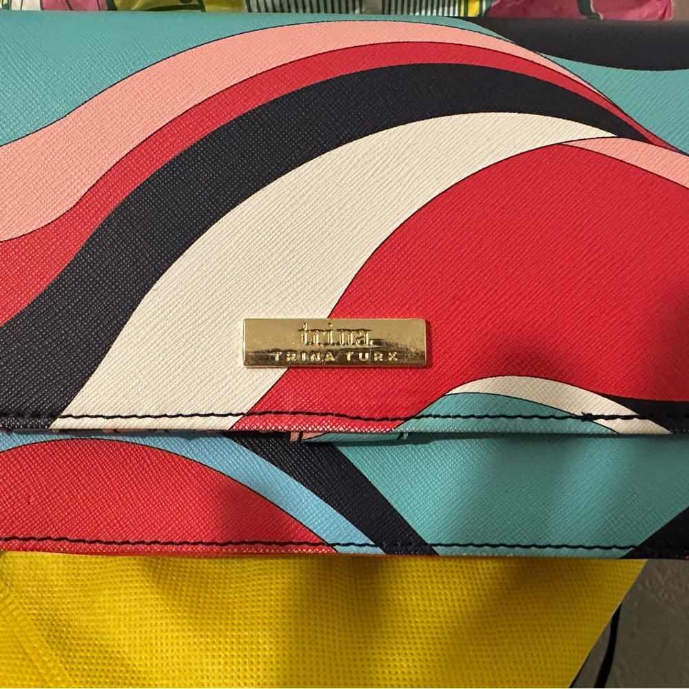Trina Turk Multicolor 60’s theme Women's Cross-Body Bag
